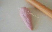 紫薯面包卷做法图解7)