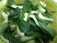 营养丰富的清炒小油菜做法图解1)