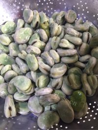 下酒菜炒蚕豆做法图解1)