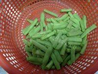 「DIY美食」蒜香豆角做法图解2)