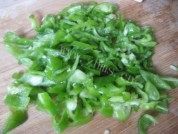 好吃的青椒鸡蛋做法图解1)