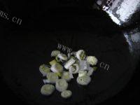 妈妈教我做菠菜鸡蛋汤做法图解4)