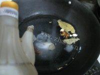 自制五香卤蛋做法图解8)