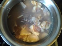 香喷喷的魔芋烧火鸭做法图解3)
