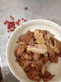 自制炸鸡米花做法图解6)