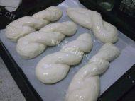 美味的麻花面包做法图解6)