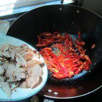家常卤肉做法图解6)