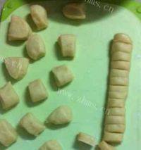 色味俱全的肉松包做法图解3)