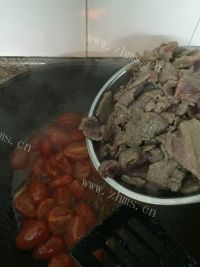 家常菜西红柿炒牛肉做法图解9)
