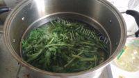 家常菜凉拌茼蒿做法图解3)