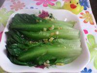 色泽鲜亮的白灼生菜