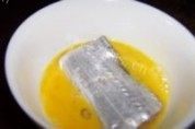 带鱼炖豆腐做法图解3)