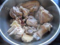 有特色的鸡肉炖粉条做法图解4)