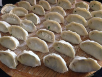 好吃的韭菜鸡蛋饺子做法图解11)