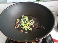 好吃的白菜炖冷冻豆腐做法图解3)