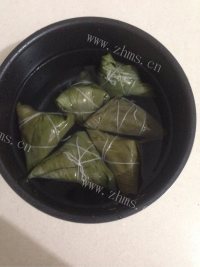 香气浓郁的水晶粽子做法图解7)