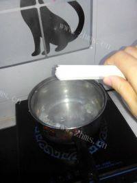蔬菜鸡蛋面做法图解2)
