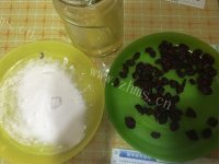 自制蔓越莓戚风蛋糕做法图解2)