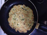 美味土豆鸡蛋饼做法图解10)