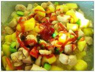 家常菜菠萝鸡丁