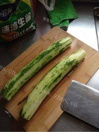 「DIY美食」蓑衣黄瓜做法图解1)
