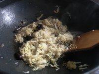 微辣的酸菜鱼火锅做法图解8)