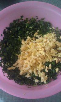 美味早餐韭菜盒子做法图解9)