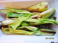 美味的辣椒蒸茄子做法图解4)
