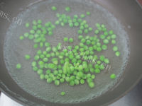 美味的豆豉鲮鱼炒饭做法图解2)
