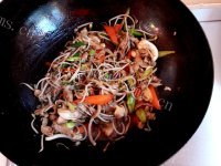 美味的海鲜炒面做法图解11)