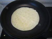 自制小葱鸡蛋煎饼做法图解7)