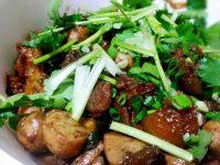 家常菜蘑菇红烧肉