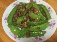 芳香四溢的荷兰豆炒肉做法图解5)
