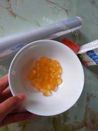 美味的QQ糖奶冻做法图解2)