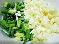 家常菜香菇小炒肉做法图解1)