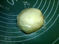 松脆苏式火腿月饼做法图解3)