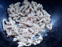 美味的肉丝腐竹烩粉丝做法图解6)