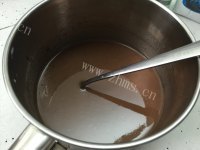 巧克力棒棒糖蛋糕做法图解6)