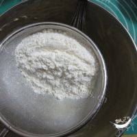 蛋白薄脆饼做法图解5)