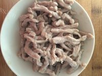 色香味俱全的青椒肉丝做法图解5)