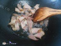 简单版荷兰豆炒腊肉做法图解7)