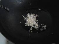 香味四溢的海带炒肉丝做法图解2)
