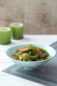 家常菜苦瓜炒五花肉