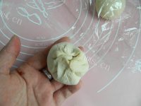 自制小猪豆沙包做法图解10)