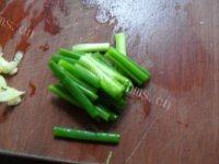 家常菜包菜炒米粉做法图解5)