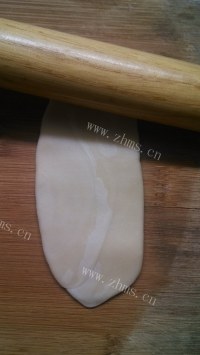 玫瑰苏式月饼做法图解15)