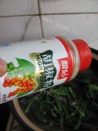 菠菜鸭血粉丝汤做法图解8)