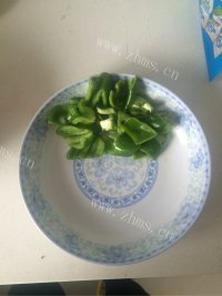 美味的清炒藕片做法图解2)