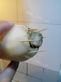 甘甜爽口的槐蜜糯米藕做法图解5)
