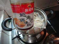美味的金针菇丸子汤做法图解6)